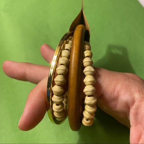 Set of Bracelets - Picture 2 of 5